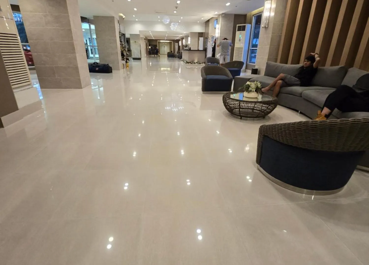 Aparthotel Sea Residences Moa Pasay Manila - Rose Staycation